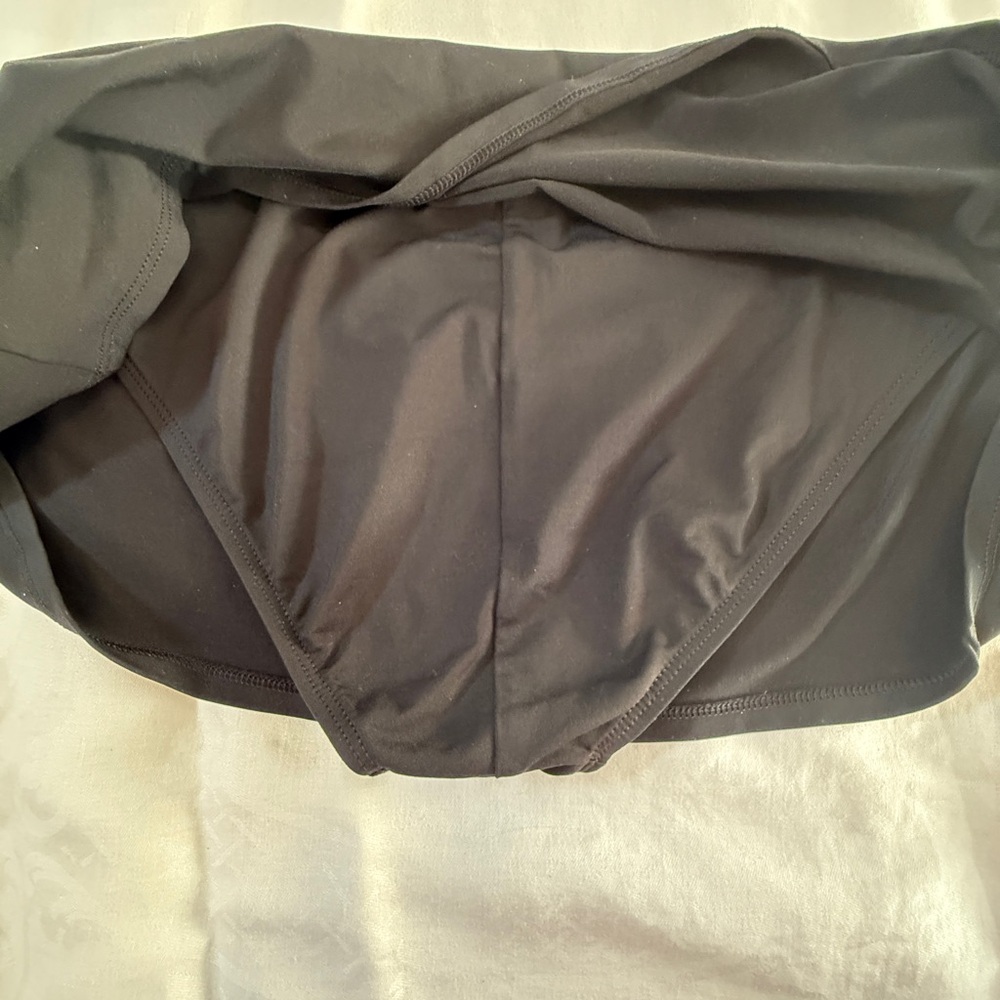La Blanca Swim Skirt Black Bottom 8 - Picture 8 of 10